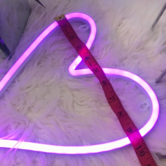 Neon heart led wall light - Picture 7 of 9